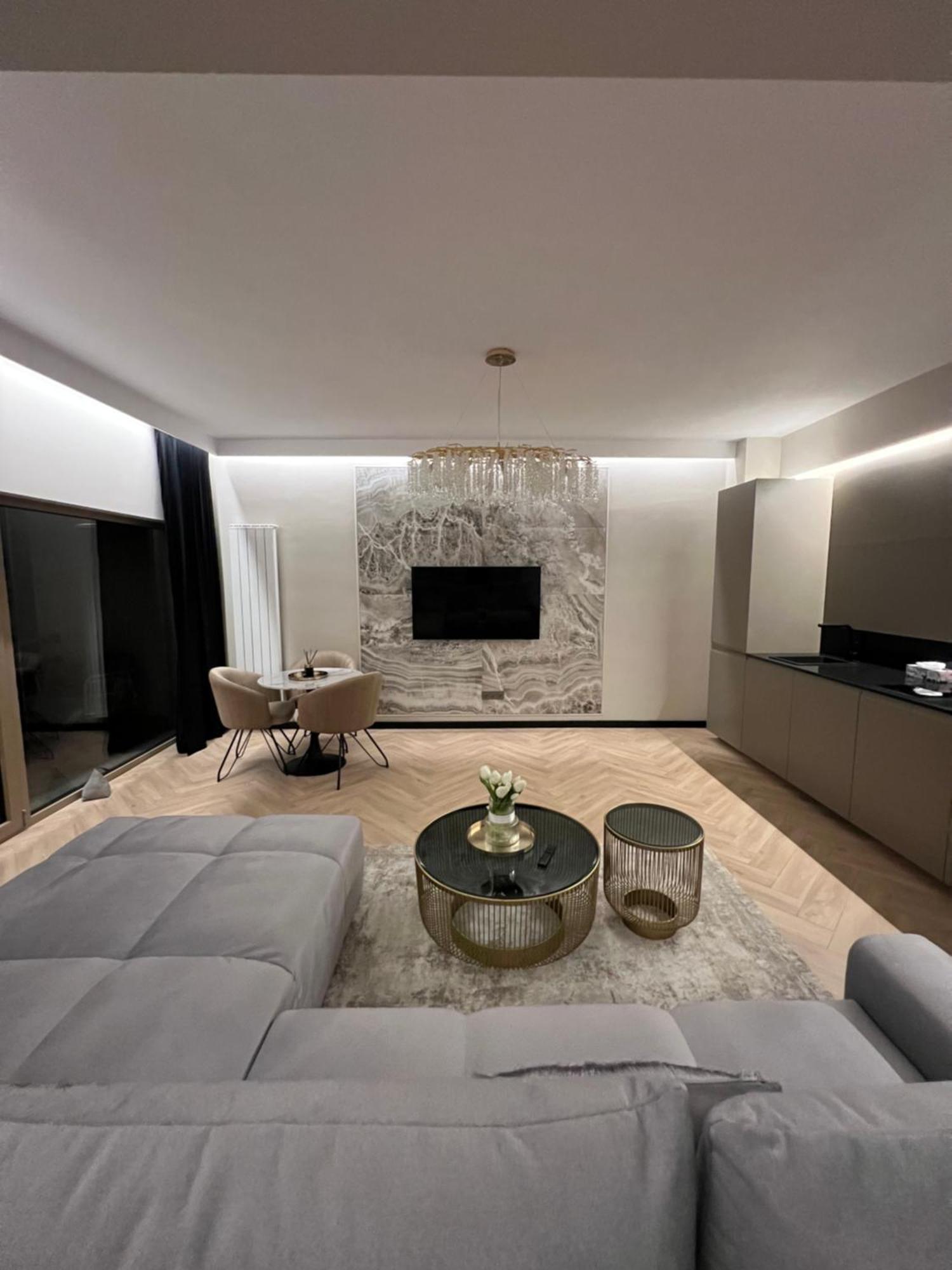 Novapart Akaasia Cluj-Napoca Ngoại thất bức ảnh